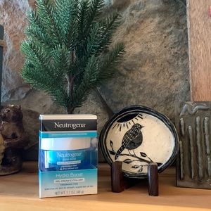 Neutrogena Hydro Boost Gel Cream Extra Dry 1.7 oz